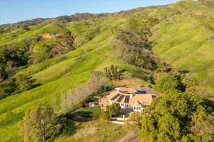 8725 Quail Canyon Rd, Vacaville, CA 95688 - Photo 4