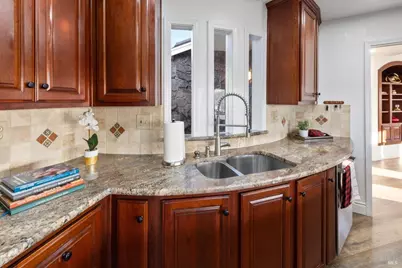 8725 Quail Canyon Road, Vacaville, CA 95688 - Photo 26