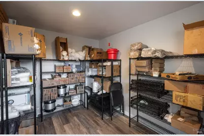 555 Powell Avenue, Healdsburg, CA 95448 - Photo 54