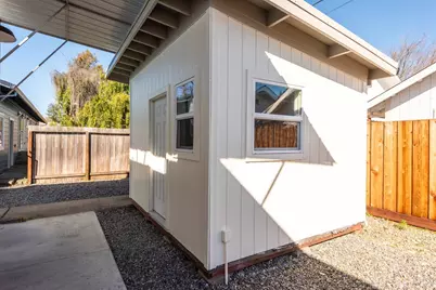 555 Powell Avenue, Healdsburg, CA 95448 - Photo 52