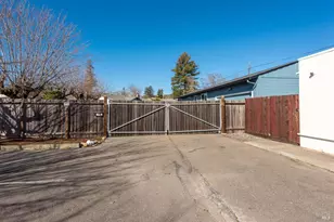 555 Powell Ave, Healdsburg, CA 95448 - Photo 56