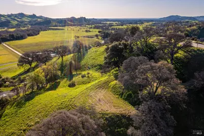 7031 Robindale Lane, Vacaville, CA 95688 - Photo 22