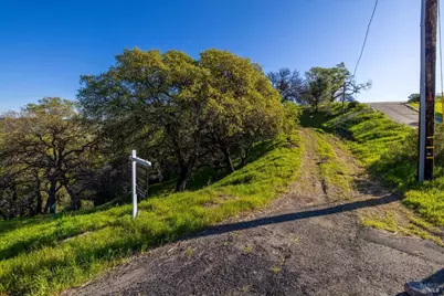 7031 Robindale Lane, Vacaville, CA 95688 - Photo 1