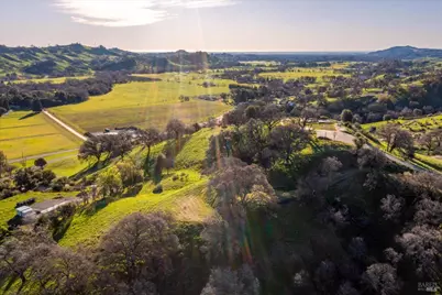 7031 Robindale Lane, Vacaville, CA 95688 - Photo 6