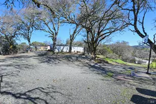 32400 Pine Mountain Rd, Cloverdale, CA 95425 - Photo 20