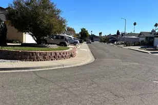 808 Pochard Way, Suisun City, CA 94585 - Photo 4