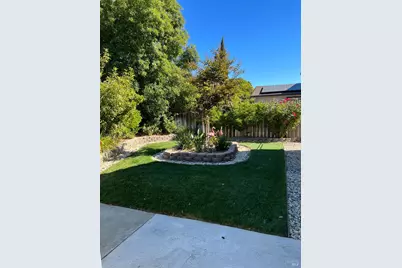 808 Pochard Way, Suisun City, CA 94585 - Photo 18