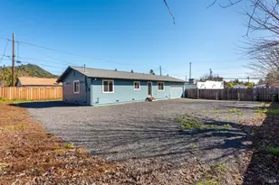 555 Powell Ave, Healdsburg, CA 95448 - Photo 26