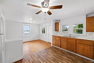 3160 Sunridge Drive, Santa Rosa, CA 95409 - Photo 6
