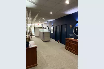 201 E Monte Vista Avenue, Vacaville, CA 95688 - Photo 4