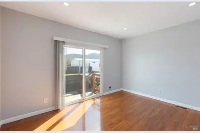 363 Glacier Way, San Rafael, CA 94903 - Photo 14