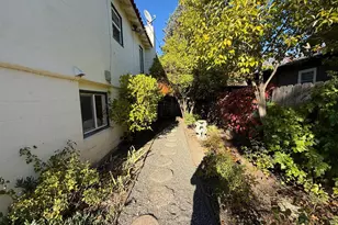 1747 Scott St, Saint Helena, CA 94574 - Photo 12