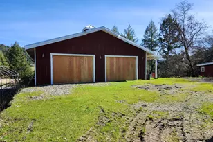 1075 Dutyville Rd, Garberville, CA 95542 - Photo 4