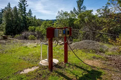 20401 Tomki, Redwood Valley, CA 95470 - Photo 14