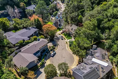 22 Valant Place, Piedmont, CA 94610 - Photo 8