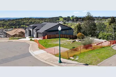 3611 Orbetello Court, Santa Rosa, CA 95404 - Photo 2