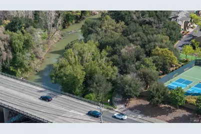 882 Professional Drive, Napa, CA 94558 - Photo 24