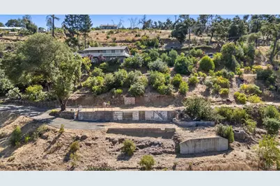 509 Canon Park Drive, Saint Helena, CA 94574 - Photo 12