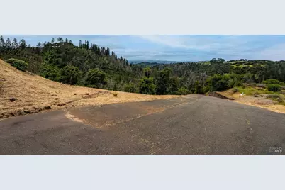 2272 Mark West Springs Road, Santa Rosa, CA 95404 - Photo 24