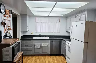 124 Monterey Dr, Vacaville, CA 95687 - Photo 8