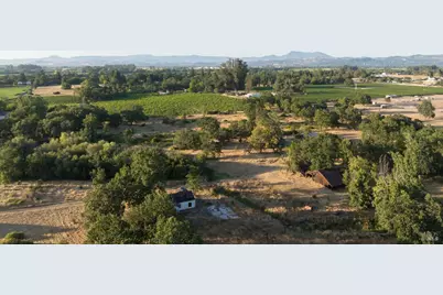 2220 Oakwild Lane, Santa Rosa, CA 95401 - Photo 18