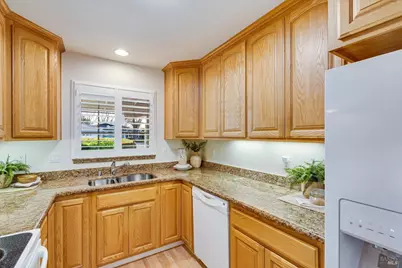 1811 Pacifica Court, Benicia, CA 94510 - Photo 18