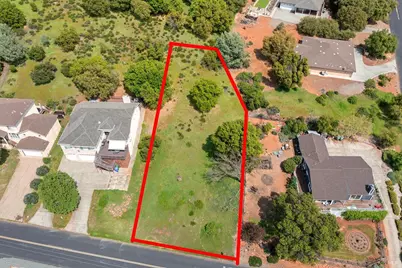 18574 Deer Hill Road, Hidden Valley Lake, CA 95467 - Photo 4