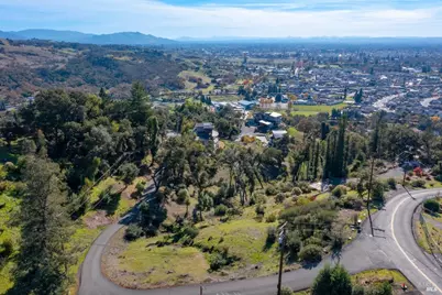 1064 Wikiup Drive, Santa Rosa, CA 95403 - Photo 4
