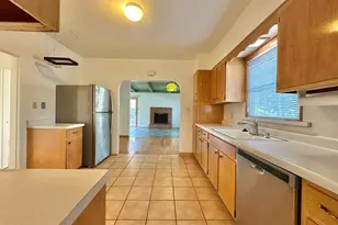 639 E 5th St, Benicia, CA 94510 - Photo 10