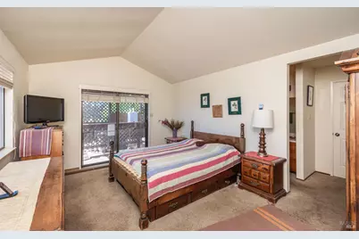 1150 Bayview Avenue, Napa, CA 94559 - Photo 40