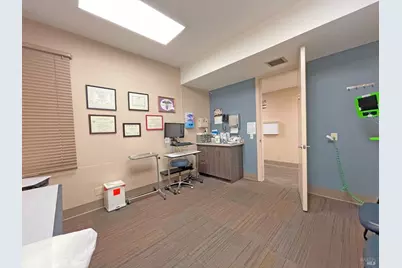 1405 Montgomery Drive, Santa Rosa, CA 95405 - Photo 20