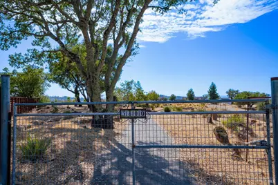 5800 Heights Road, Santa Rosa, CA 95404 - Photo 22