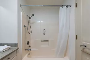 100 Thorndale Dr, San Rafael, CA 94903 - Photo 16