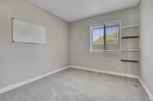 566 Santa Alicia Dr, Rohnert Park, CA 94928 - Photo 12