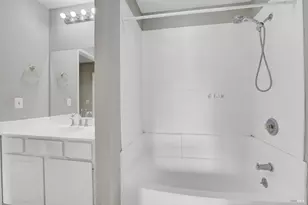 566 Santa Alicia Dr, Rohnert Park, CA 94928 - Photo 16