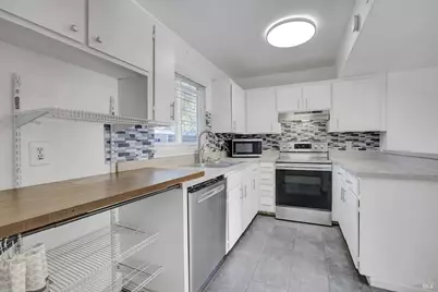 566 Santa Alicia Drive, Rohnert Park, CA 94928 - Photo 4