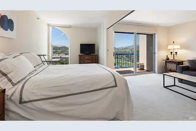 100 Thorndale Drive #450, San Rafael, CA 94903 - Photo 8