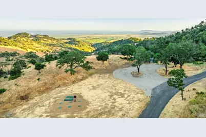 19539 Arrowhead Mountain Road, Sonoma, CA 95476 - Photo 2