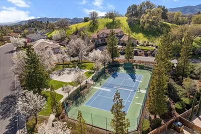 2018 Pinecrest Court, Vacaville, CA 95688 - Photo 18