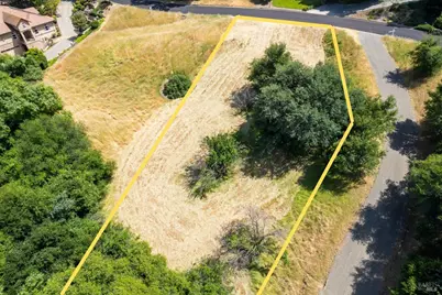 2018 Pinecrest Court, Vacaville, CA 95688 - Photo 6