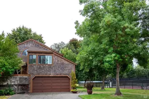 9211 Lakewood Dr, Windsor, CA 95492 - Photo 1