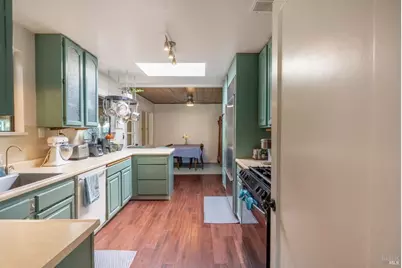 3120 Hermosa Drive, Napa, CA 94558 - Photo 12