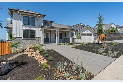 3855 Royal Manor Place, Santa Rosa, CA 95404 - Photo 2