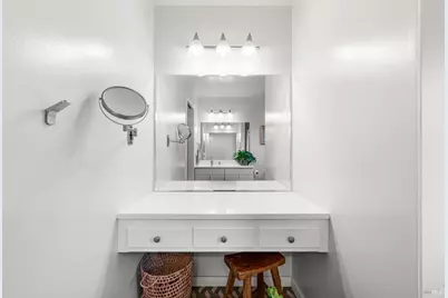 21800 River Road, Geyserville, CA 95441 - Photo 26