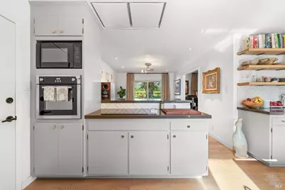 21800 River Road, Geyserville, CA 95441 - Photo 12