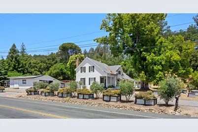 995 Dry Creek Road, Healdsburg, CA 95448 - Photo 14