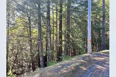 25143 Blue Jay Place, Willits, CA 95490 - Photo 2