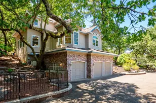 1362 Manzanita Ct, Santa Rosa, CA 95404 - Photo 2