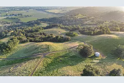 21350 River Road, Geyserville, CA 95441 - Photo 6