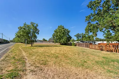 8185 Old Redwood Highway, Windsor, CA 95492 - Photo 4